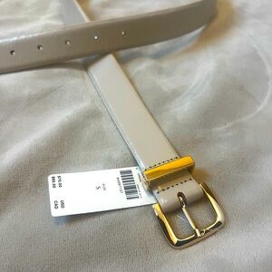 Anthropologie basic loop belt cream size small